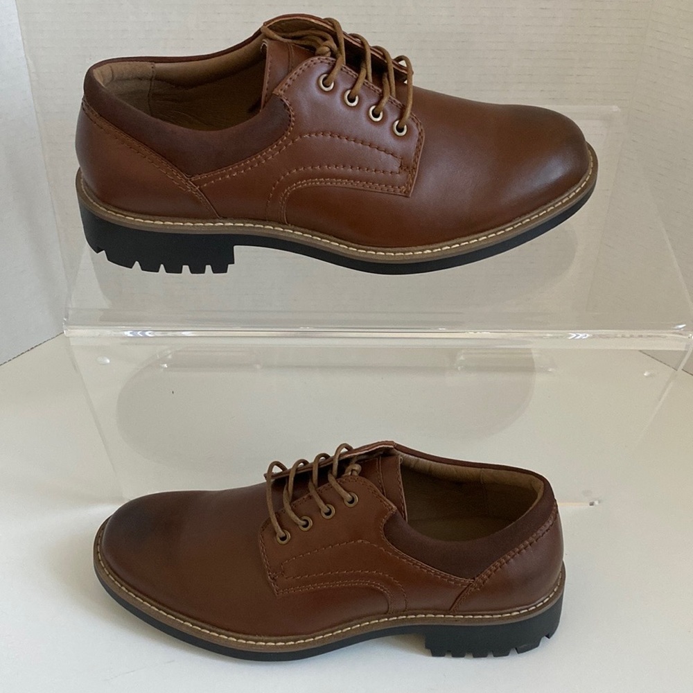 R2 dress shoes